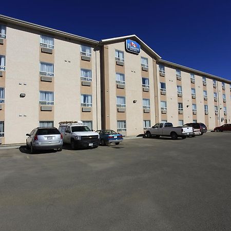 Pomeroy Inn & Suites Fort St. John Dış mekan fotoğraf