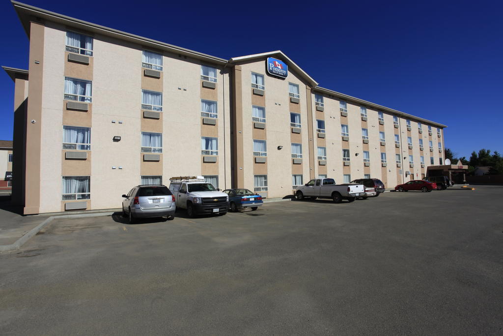 Pomeroy Inn & Suites Fort St. John Dış mekan fotoğraf