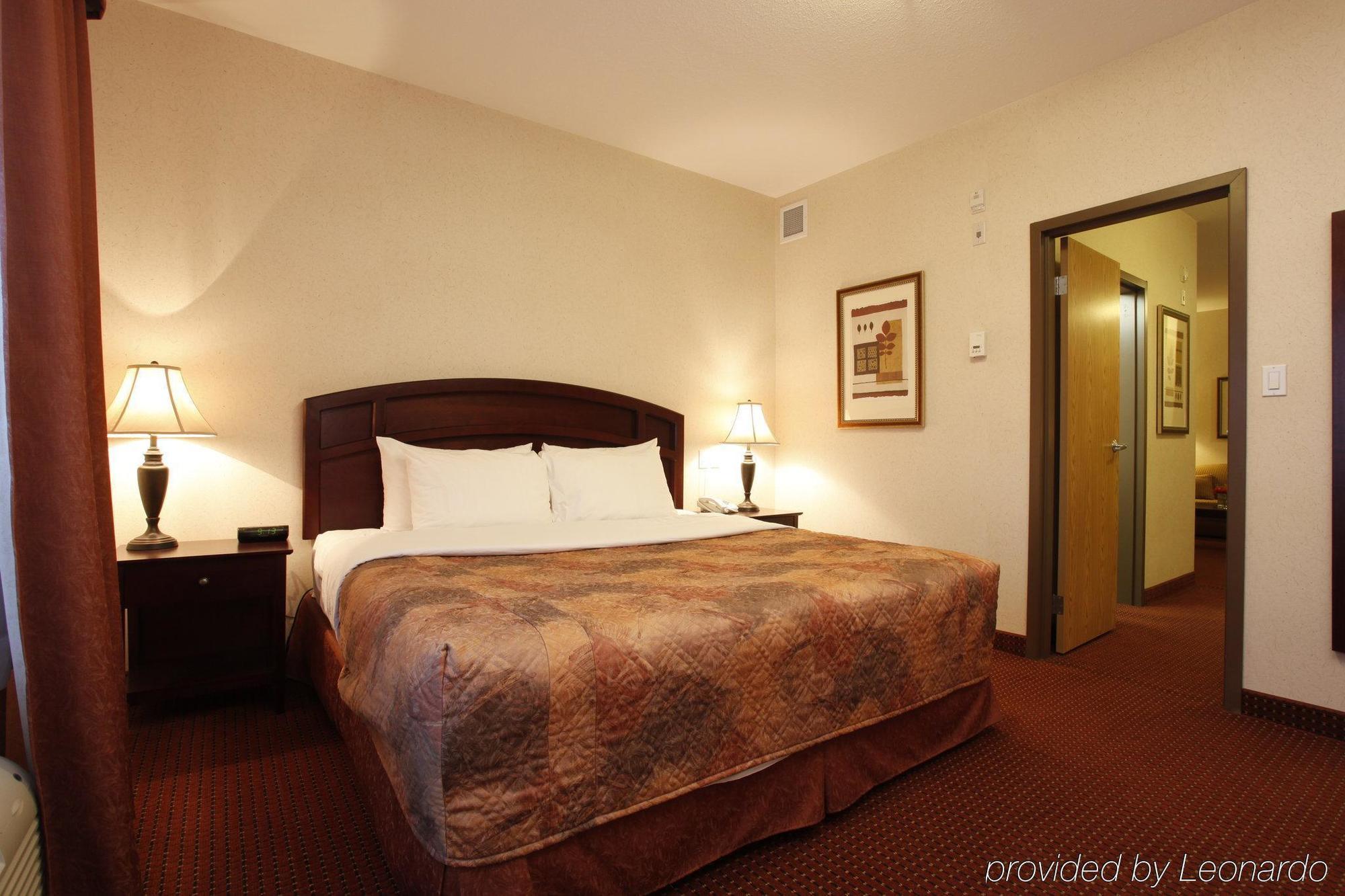 Pomeroy Inn & Suites Fort St. John Dış mekan fotoğraf